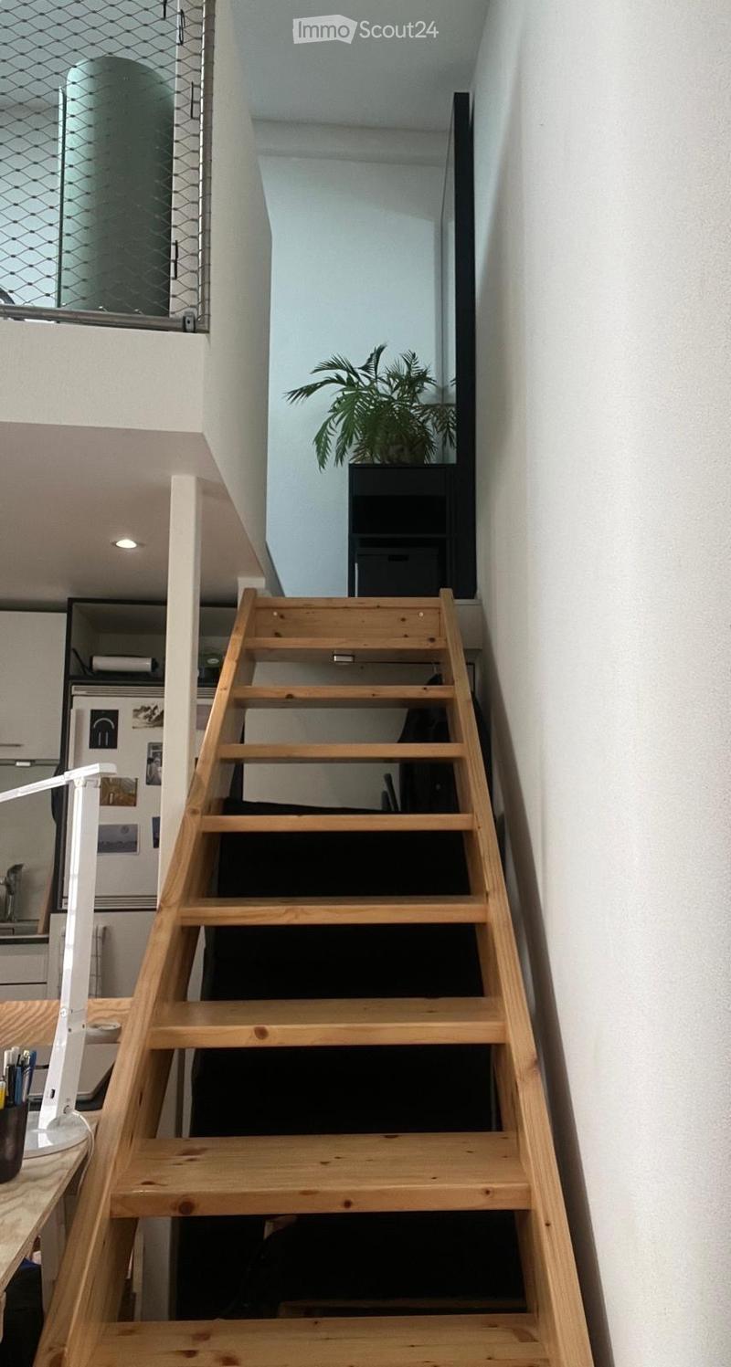 1½ rooms with mezzanine - Neuchâtel Centre - CHF 940. c.c. (3)