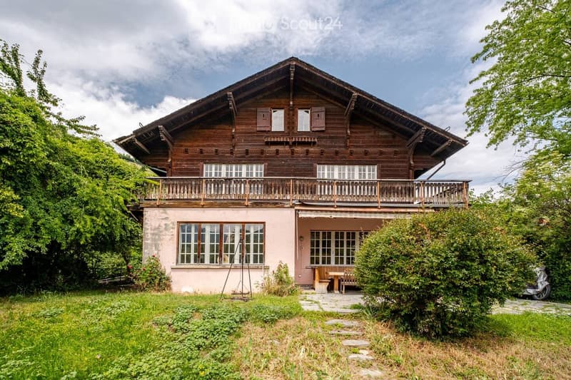 One room. A great house. In the heart of Sion. (2)