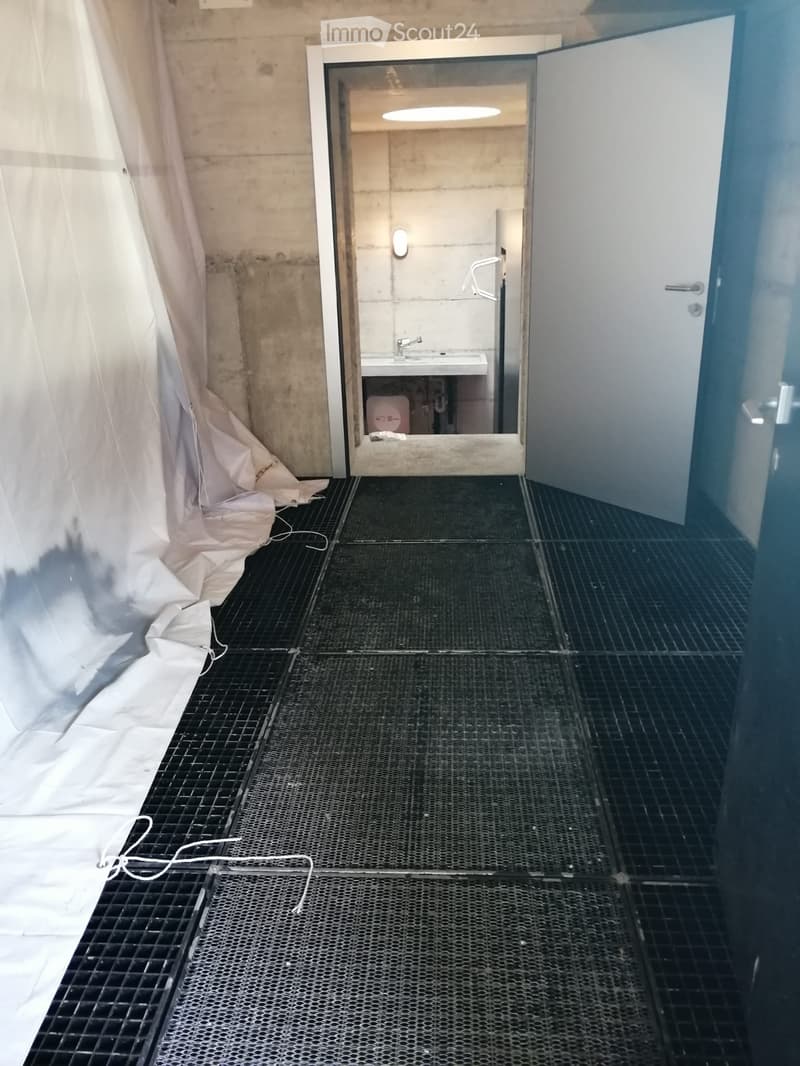 Rent of storage rooms, hobby room, office (5)