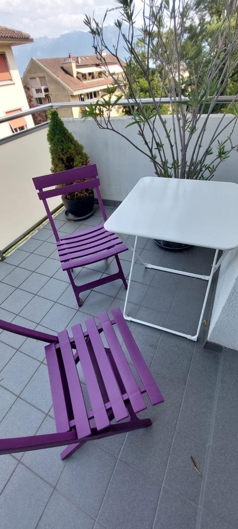 Chambre meublée à louer chez l'habitante avec balcon (3)