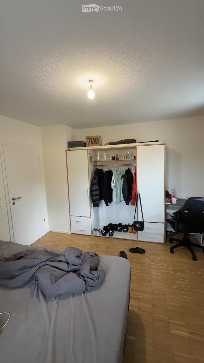 Room for rent (2)