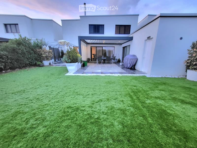 Spacieuse villa moderne de 5.5 pièces (1)