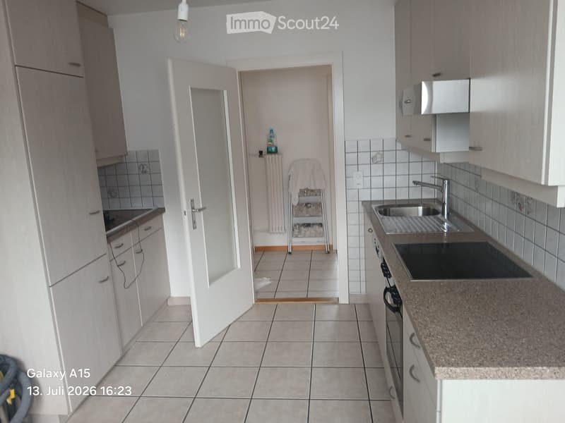 For rent, 3.5 rooms sunny, garage and charges included (1)