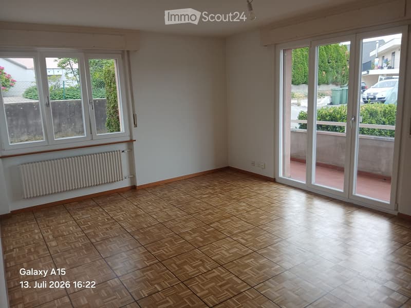 For rent, 3.5 rooms sunny, garage and charges included (3)