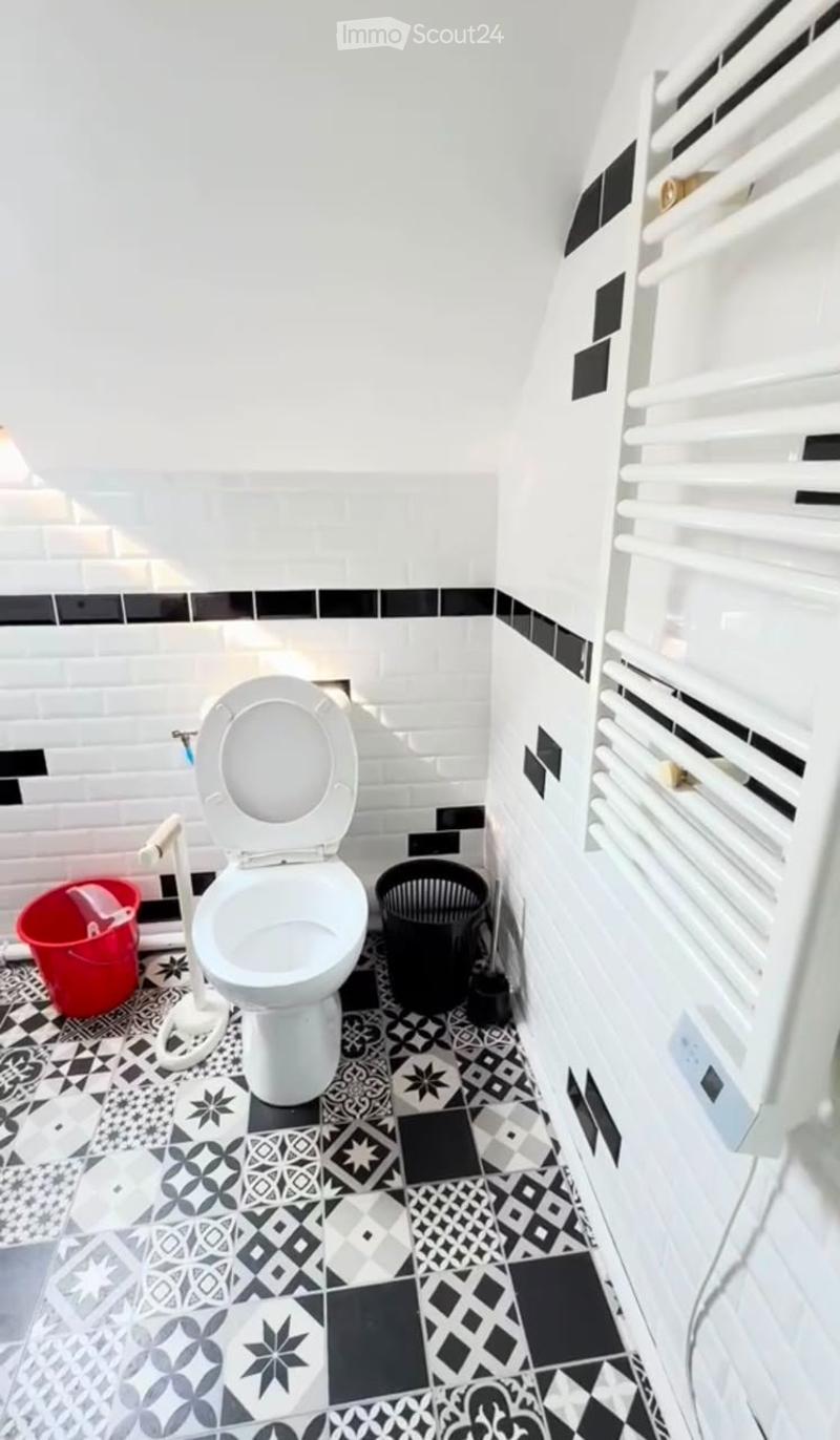 Einzimmerwohnung mit 1,5 Zimmern in Genf zur Miete (2)