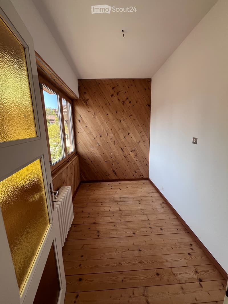 Bello appartamento di 4 locali con parquet e fascino (4)