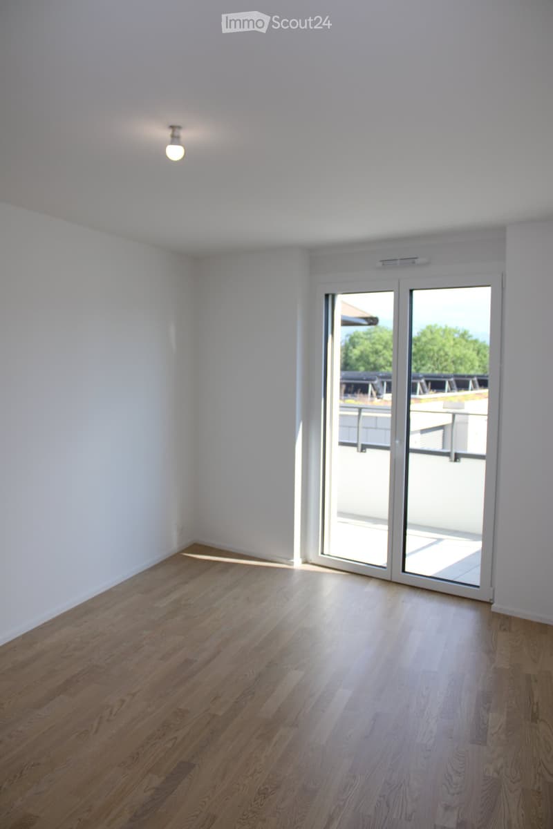 Appartamento nuovo di 2.5 locali con balcone a Losanna (5)