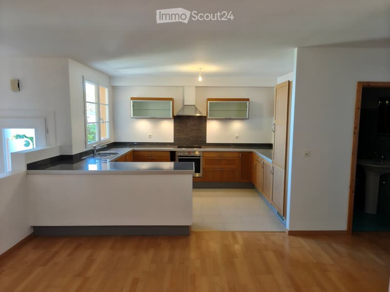 Apartment in Chamby / Montreux, 3½ rooms + private garden (1)