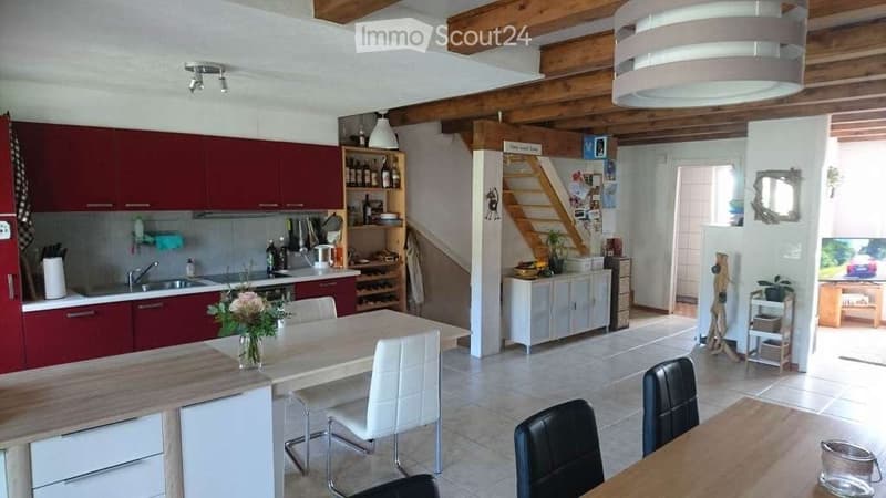 Mehrfamilienhaus 3.5 Zimmer zur Miete (2)