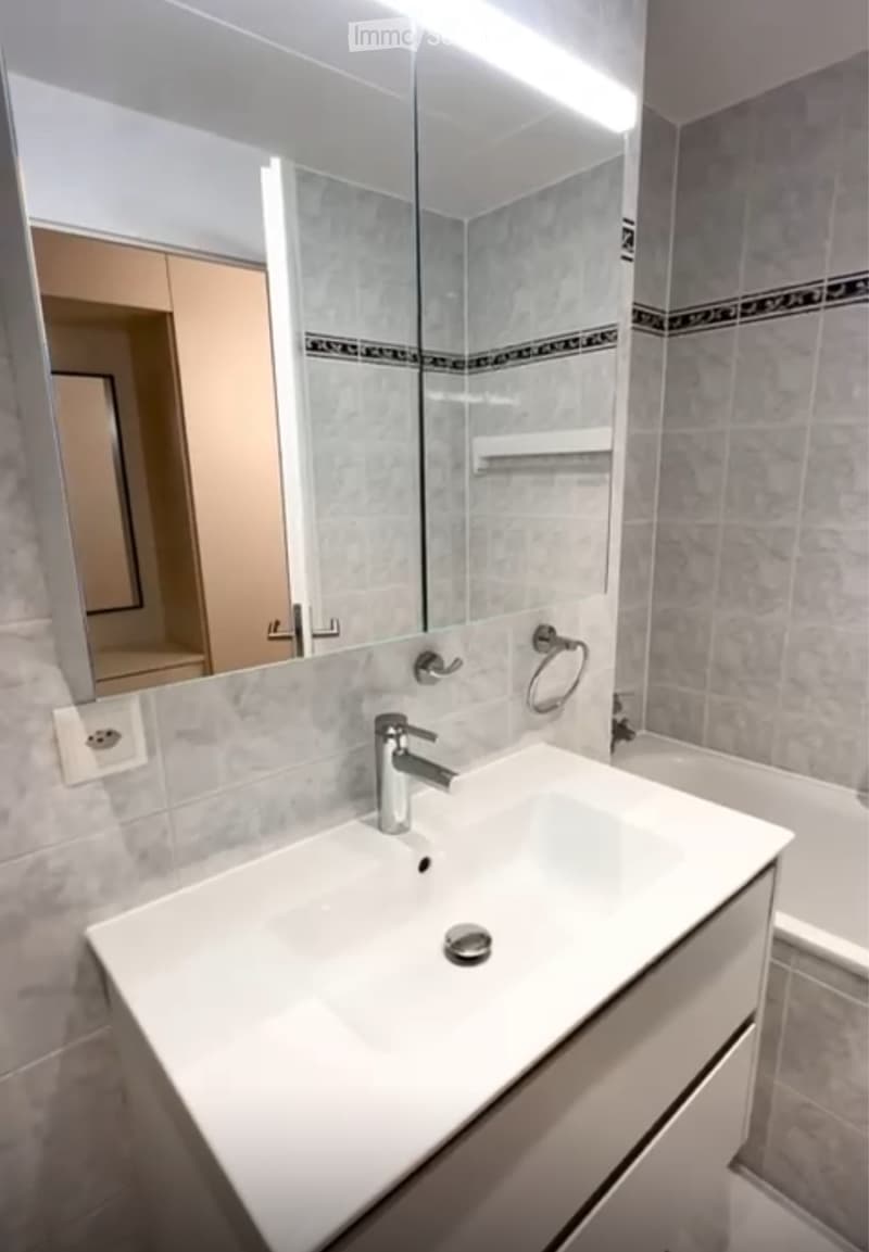 Monolocale completamente arredato - Centro città (6)