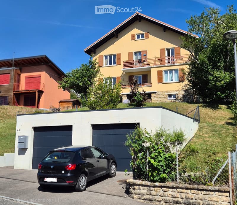 Large house for sale in La Chaux-de-Fonds (2)