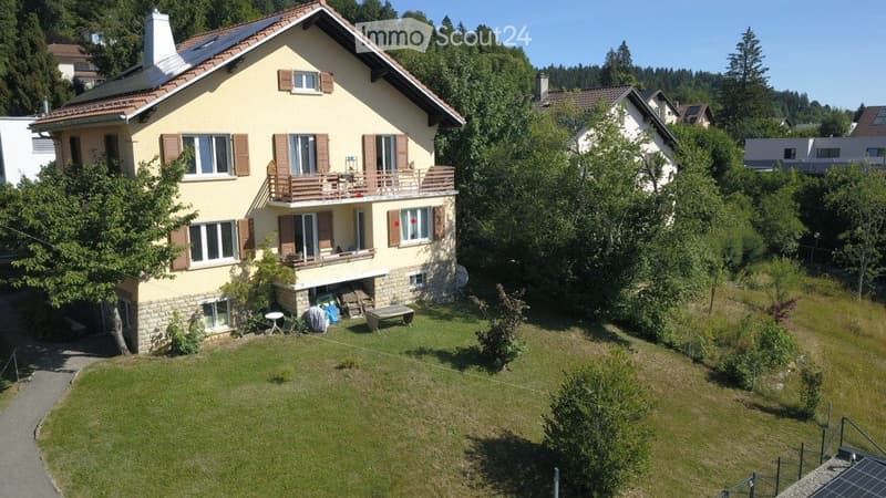 Large house for sale in La Chaux-de-Fonds (1)