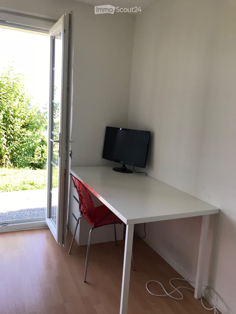 Chambre pour jeune fille parlant français (2)