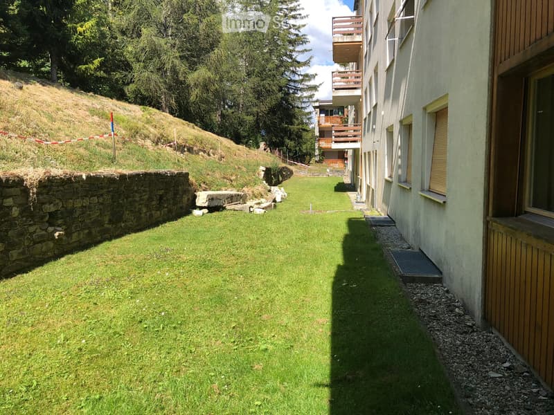 Crans Montana Year/Season/Month Studio for rent with garden (1)