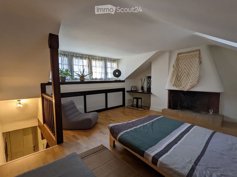 Belle chambre vieille ville Genève (1)