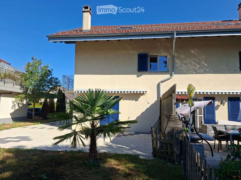 Apartment in villa, in the center of Oron-la-Ville (2)