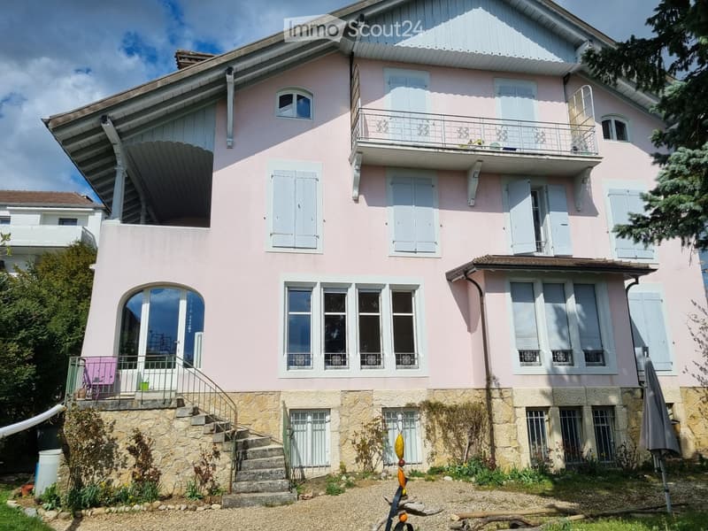 A louer à Neuchâtel, 1 appartement de 5,5 pces, calme, vue (2)