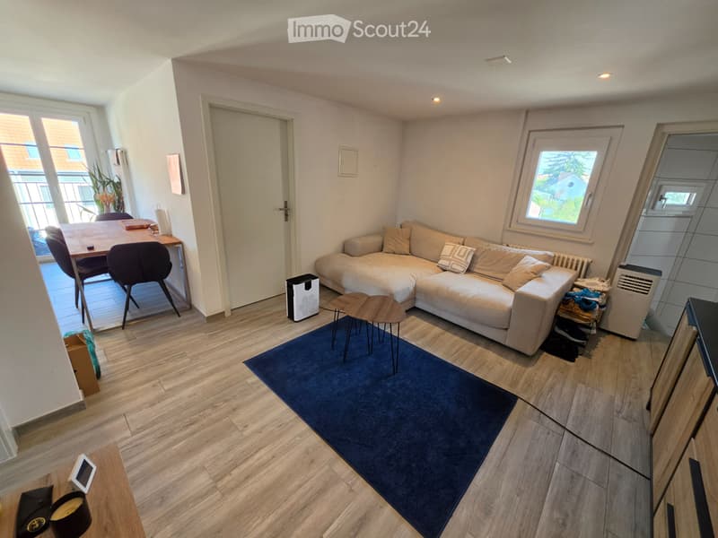 Schönes 3.5-Zimmer-Apartment im Herzen von Sugiez, ab 1. September (1)
