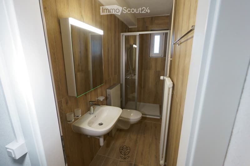 Ein kleiner Juwel, komplett renoviert in Le Locle! (5)