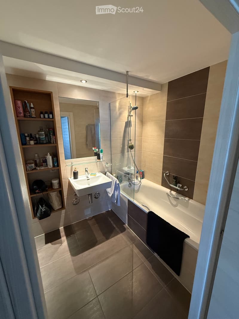 2.5 pièces aussi spacieux à Sion! (1)