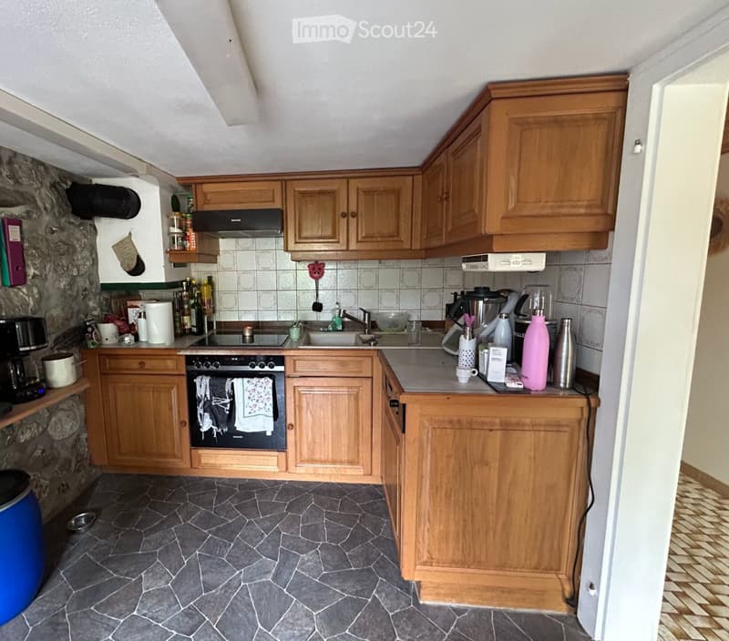 Prächtige 4,5-Zimmer-Wohnung mit Garten und Panoramablick (3)