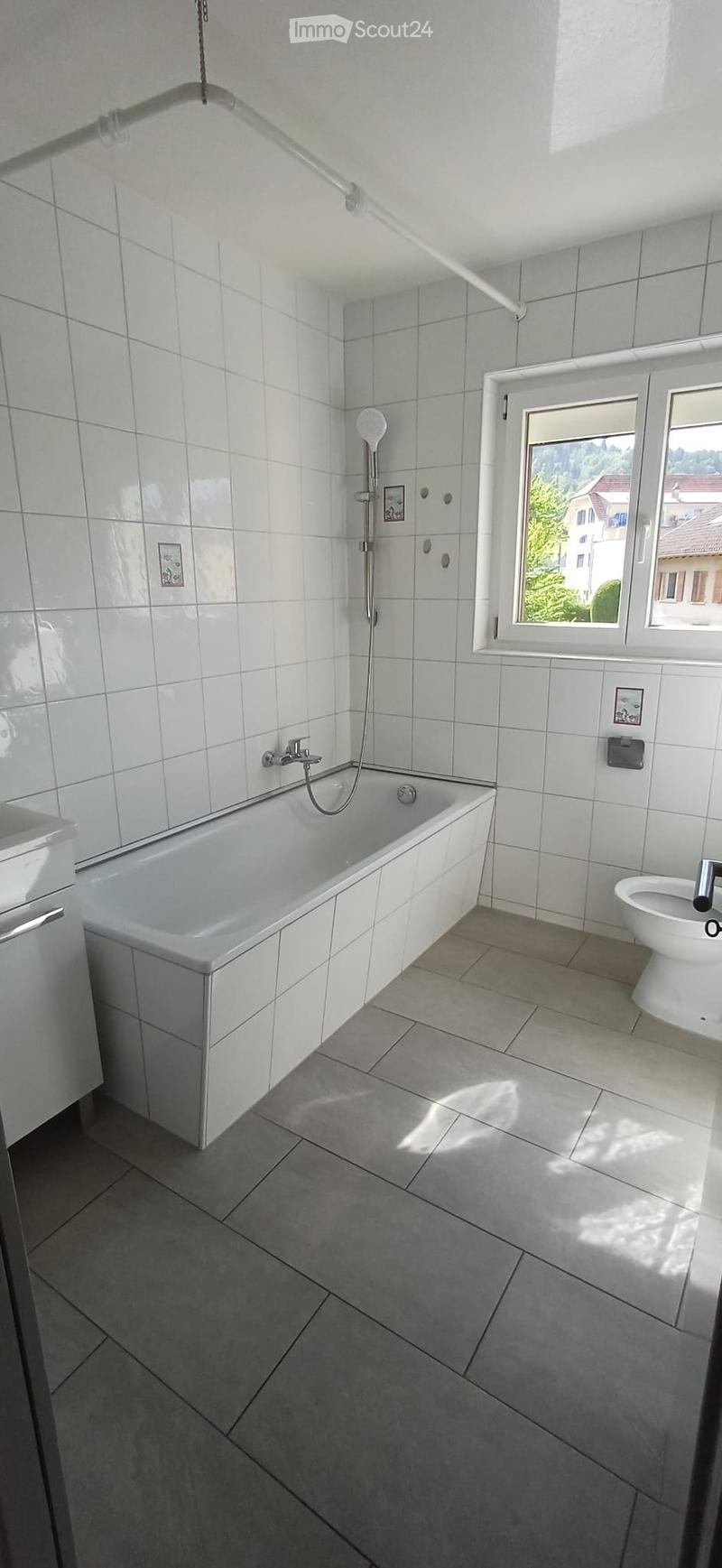In affitto appartamento 4,5 locali (2)