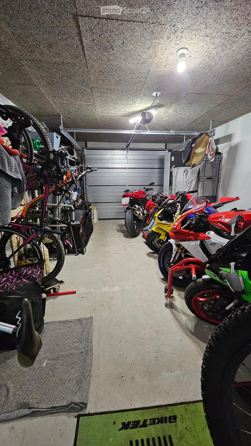 3.5 room apartment with large garage (10)