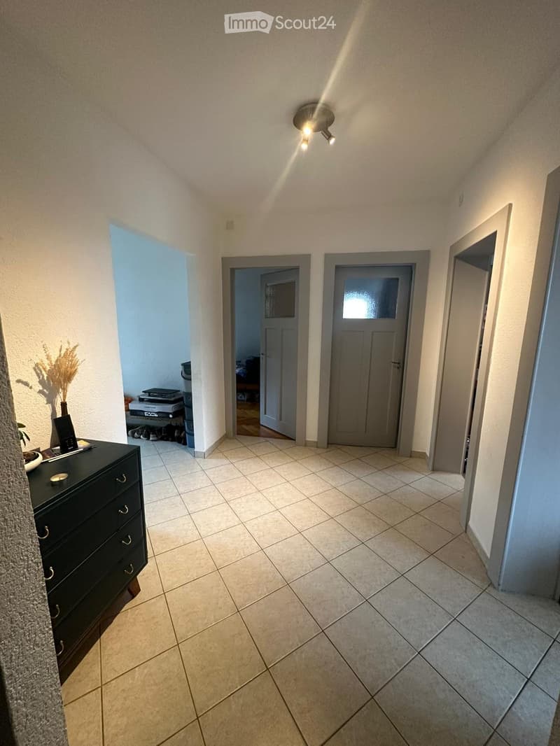 Wohnung mit 3½ Zimmern in Neuchâtel (2)