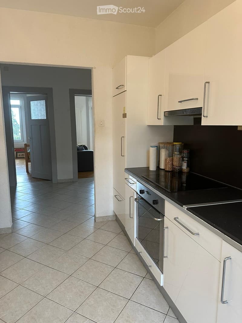 Wohnung mit 3½ Zimmern in Neuchâtel (5)