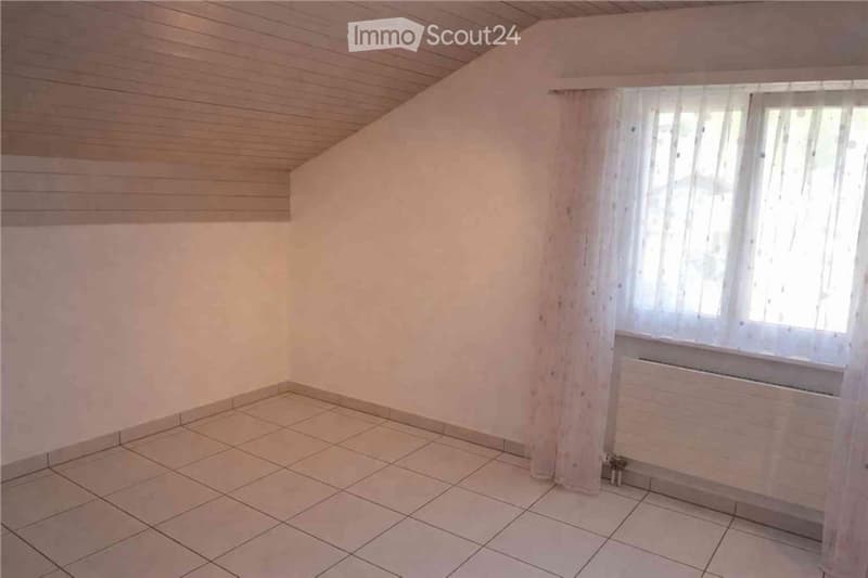 Gemütliche 4.5-Zimmer-Dachgeschosswohnung (4)