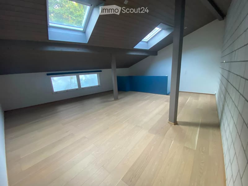 Moderne 2.5 Zimmer Maisonette (2)
