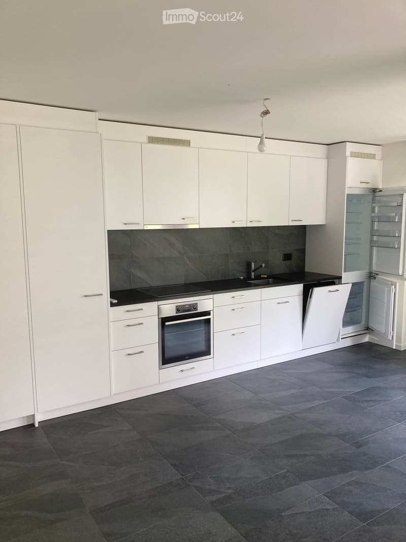 Takeover of lease: 3.5-room Minergie apartment with garden in Martigny (2)