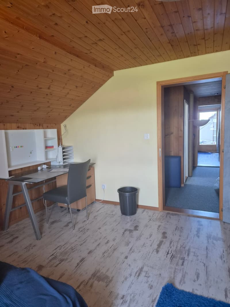 ZIMMER möbliert (1)