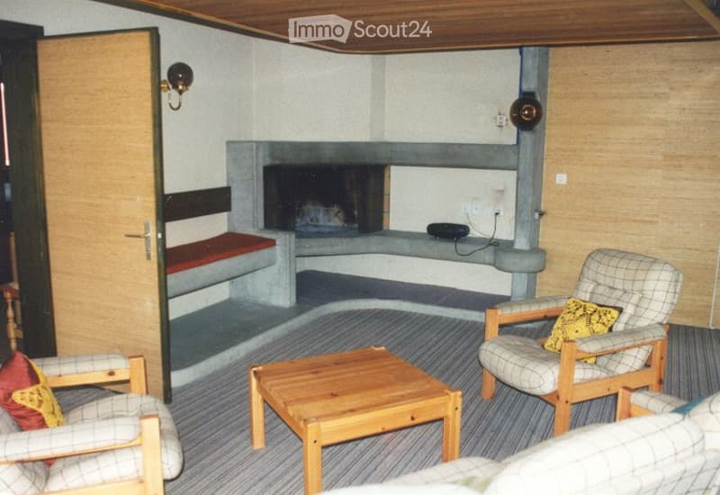 Zu vermieten Duplex-Wohnung 3,5 Zimmer in einem Dorfhaus (2)