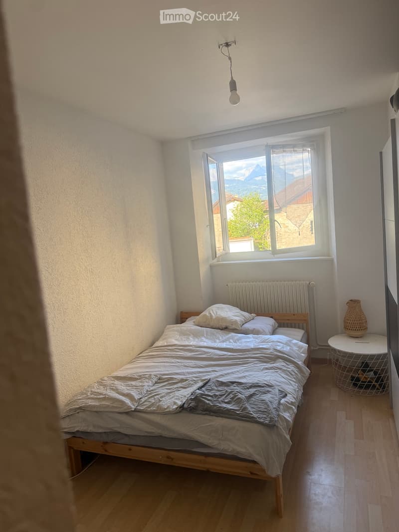 Zweieinhalb-Zimmer-Wohnung (5)