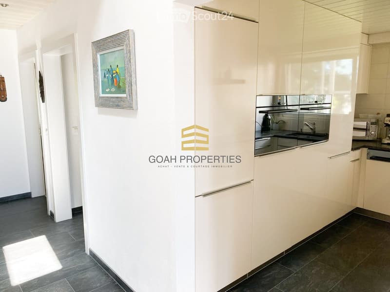 Prächtige 4,5-Zimmer-Wohnung mit 140 m² und atemberaubendem Blick (3)