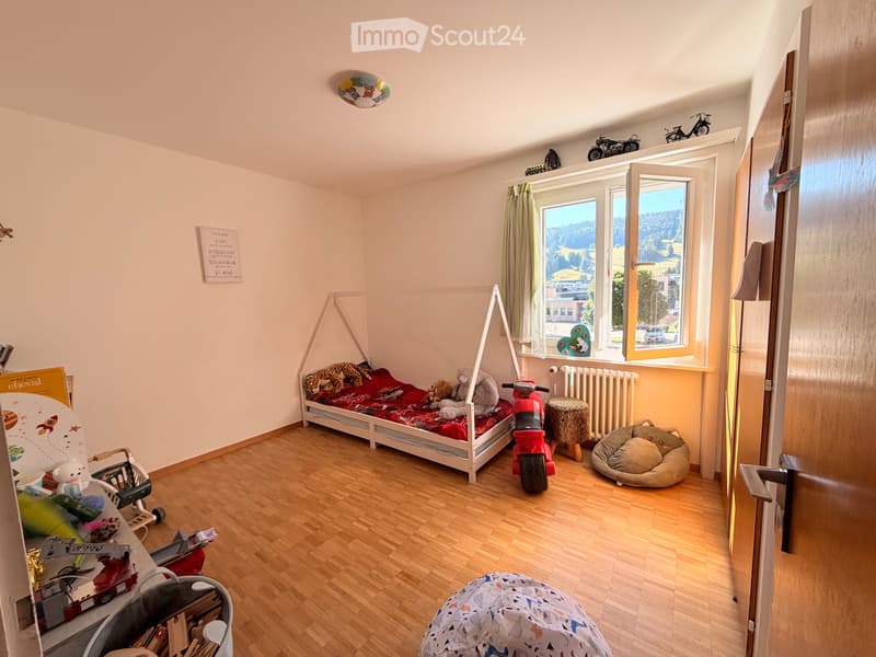 Four-room apartment for rent (3)