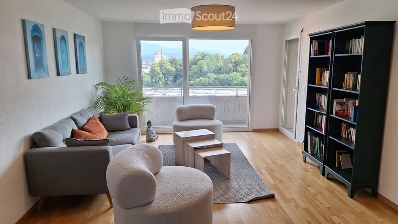 Très bel appartement de 3,5 pièces au 6 étage, avec vue (1)