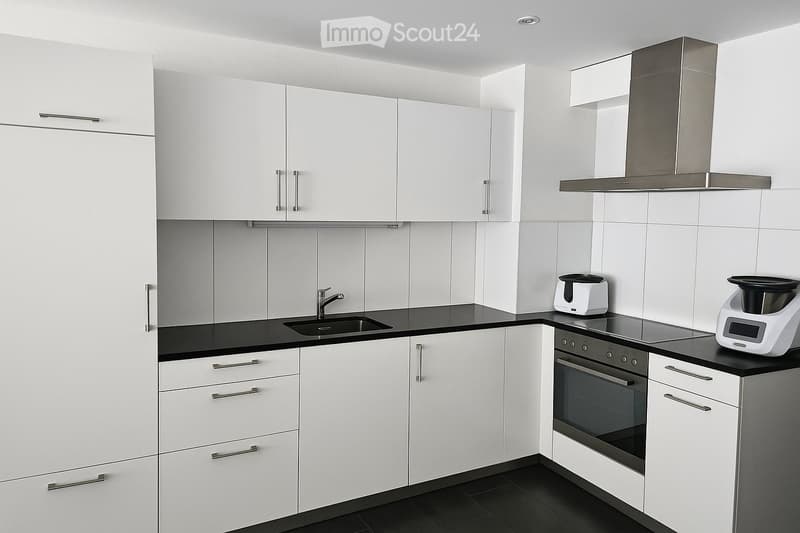 Zu vermieten: Modernes 2.5-Zimmer-Apartment in Châtel-St-Denis (2)
