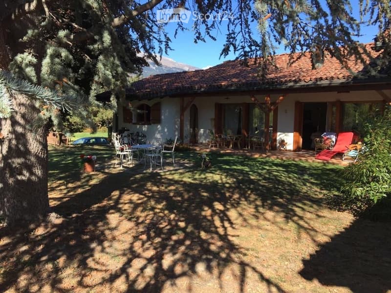 Charmante villa contiguë (1)