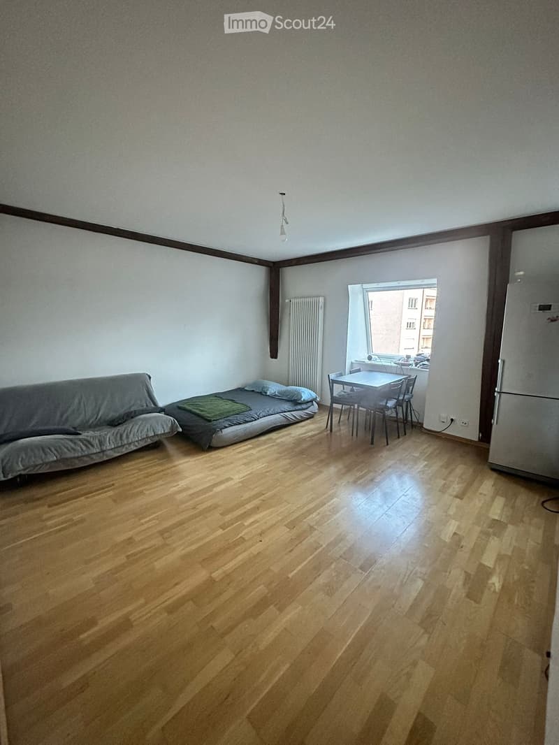 Sublet (1)