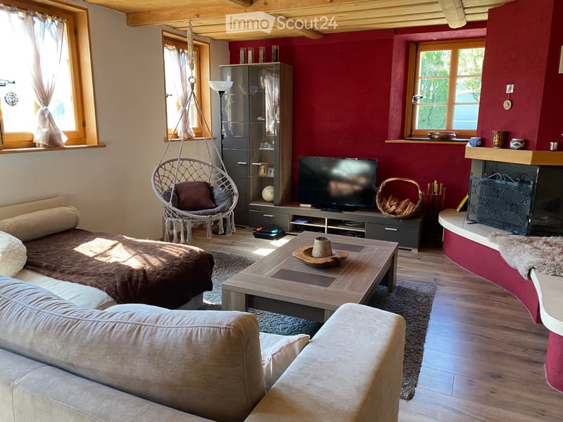 Zu vermieten renoviertes Bauernhaus mit 8.5 Zimmern in Marsens (FR) (2)