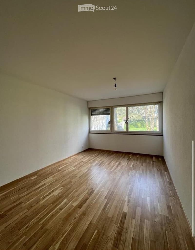 Zollikofen - Mitbewohnerin gesucht für 3.5 Zimmerwohnung (2)