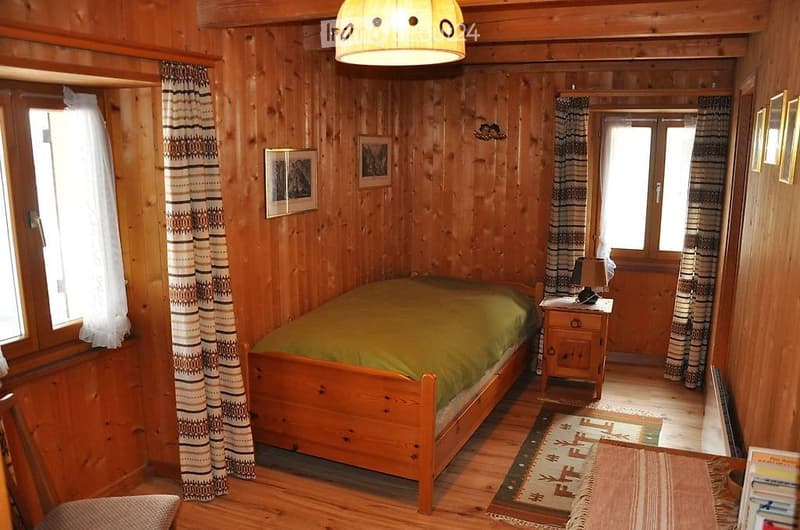 Großes leventinisches Haus in Duplex (4)