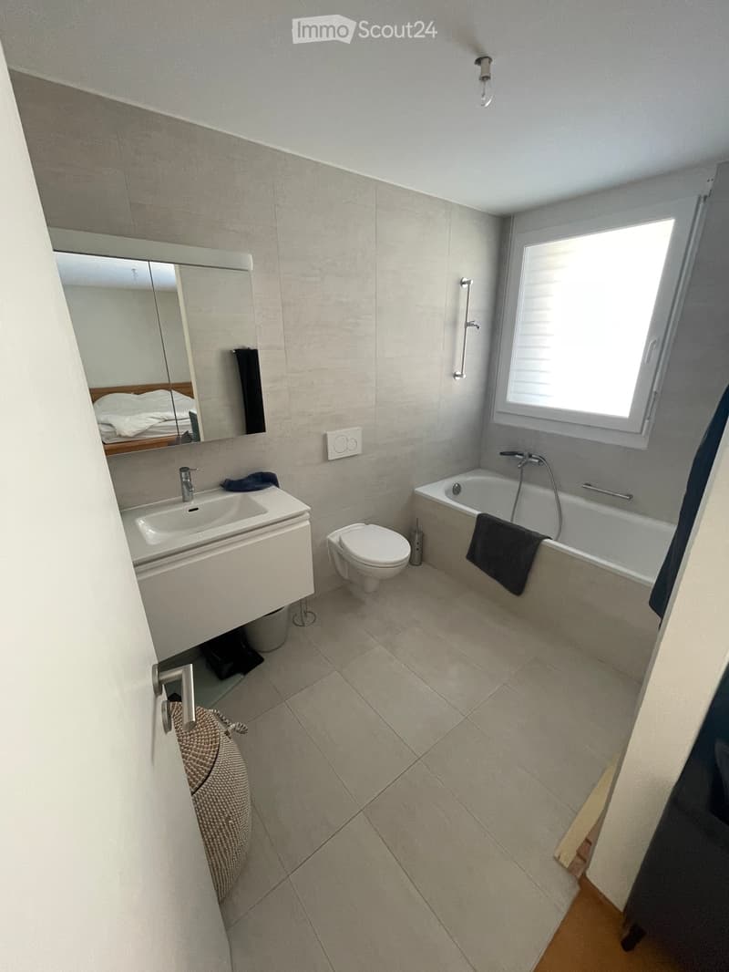 Appartement mit allem Komfort, 3,5 Zimmer im Dachgeschoss (5)