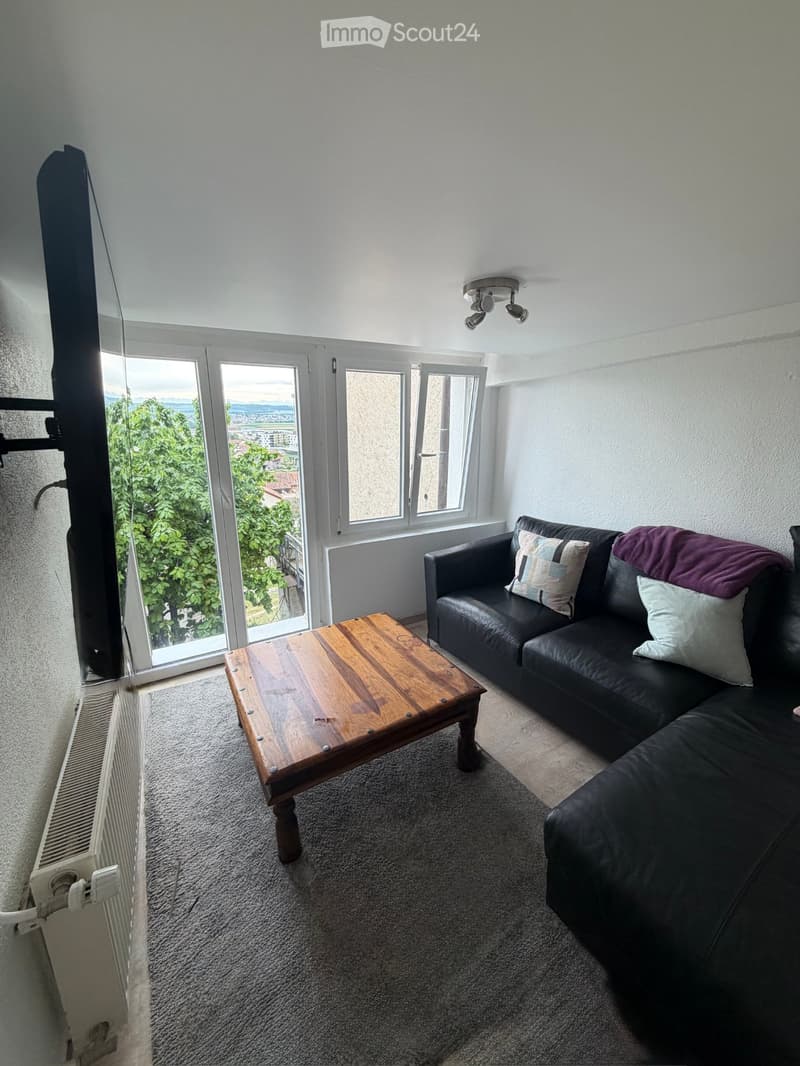 Appartement halb möbliert in Orbe (2)