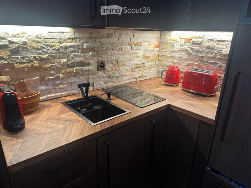 Appartement de 2,5 pièces rénové à neuf dans un excellent emplacement à Zermatt (3)