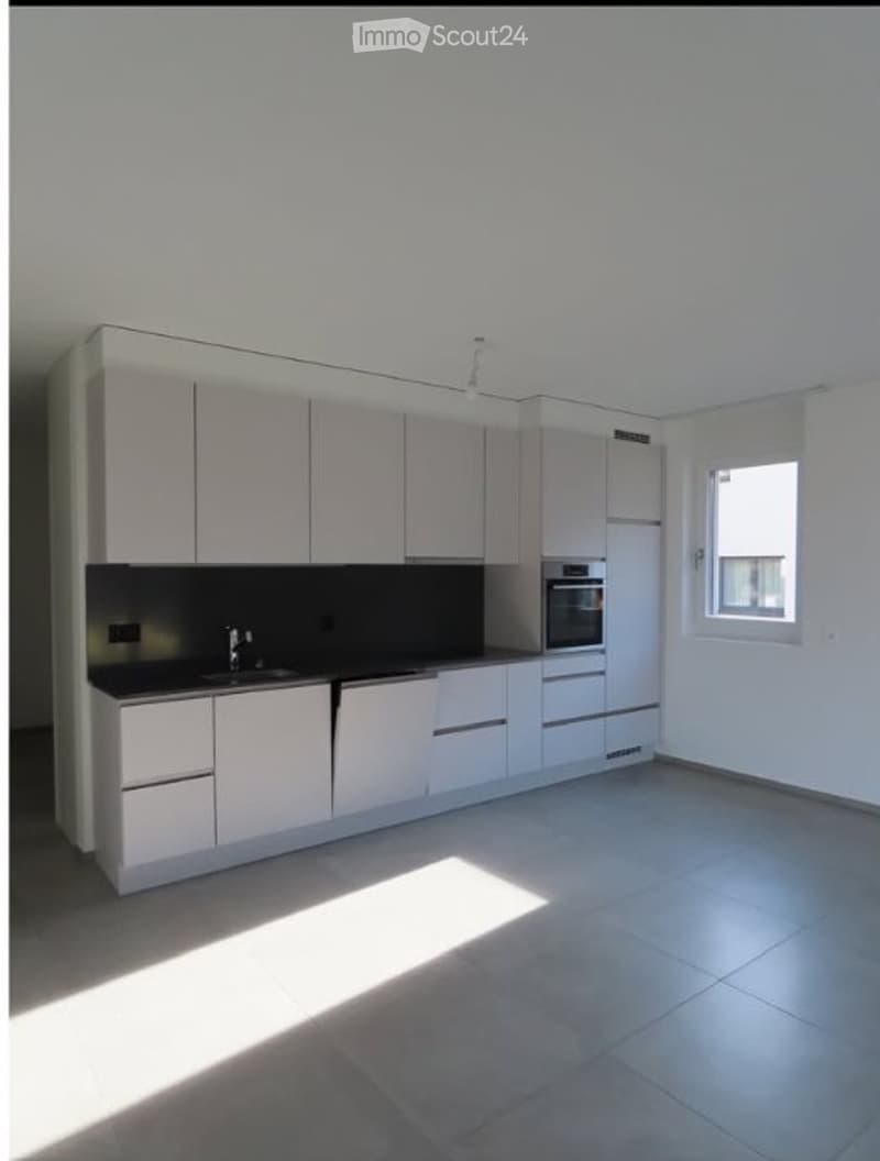 Rent 3.5 Lumino (1)