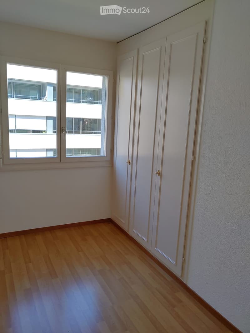 Spacieux 4.5 pièces de 130 m² en plein coeur de Monthey (4)