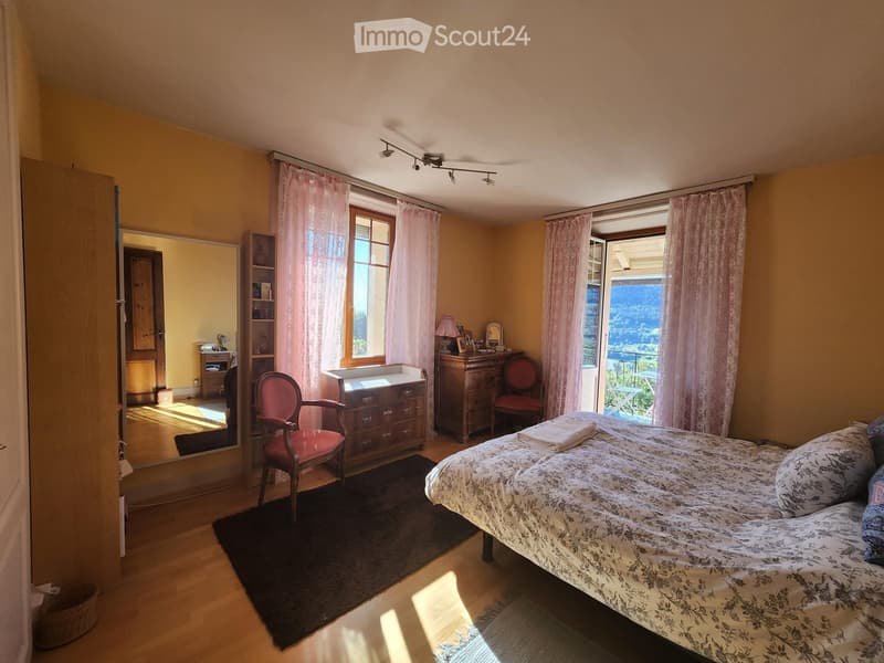 Beautiful 5.5-room apartment + veranda in Ballaigues (5)